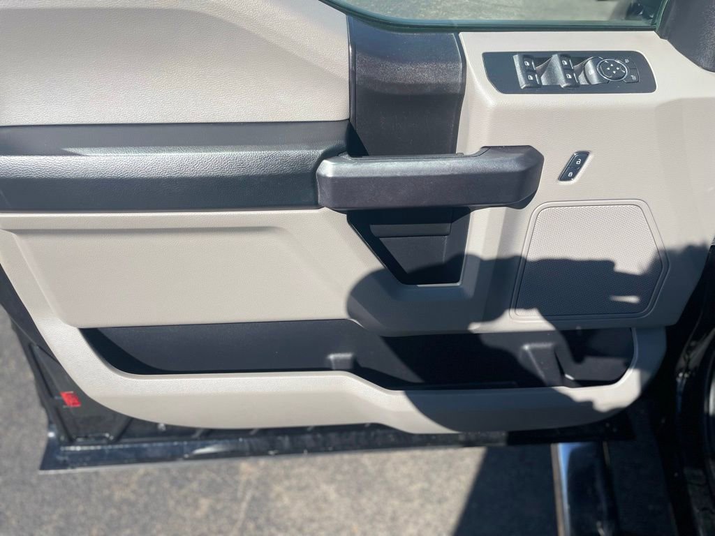 Used 2017 Ford F150 XL w/ Equipment Group 101A Mid image 12