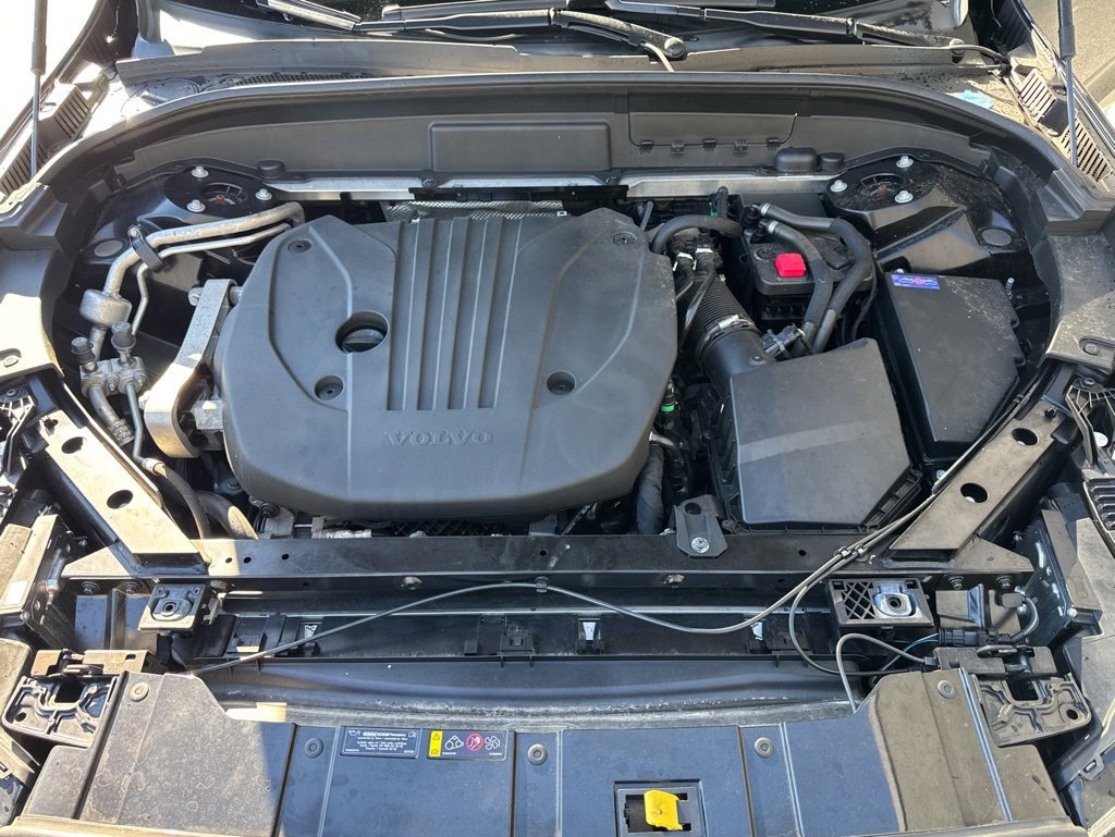 Used 2023 Volvo XC60 B5 Plus image 20