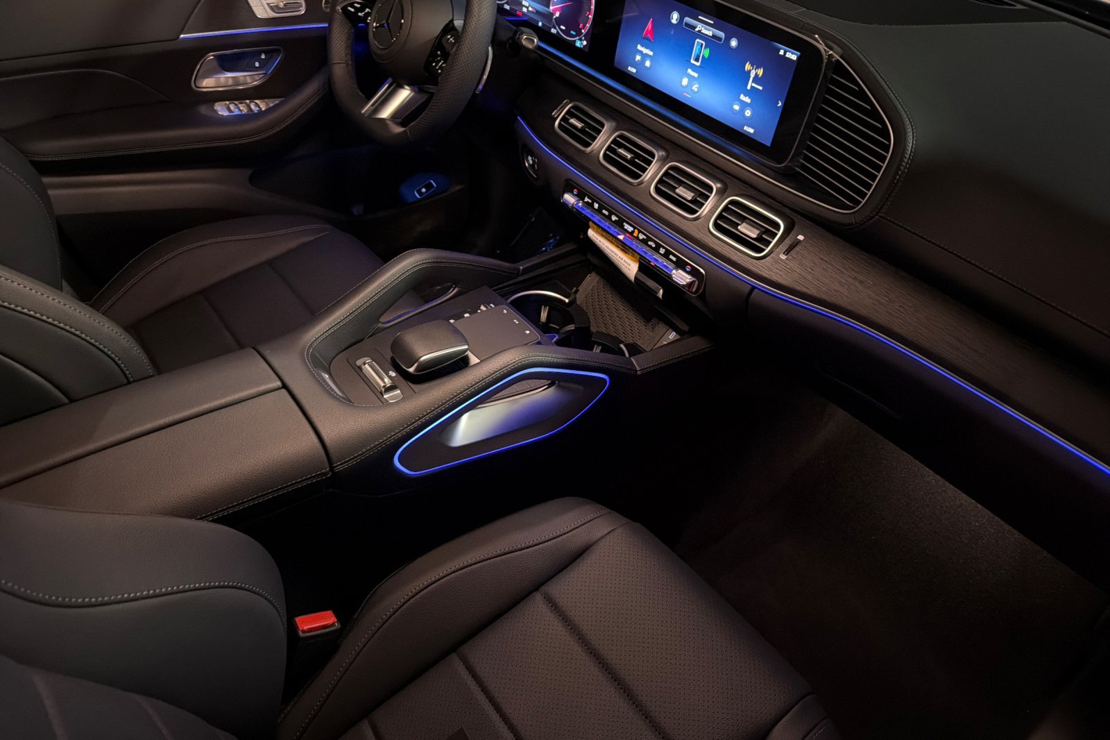 New 2026 Mercedes-Benz GLS 450 4MATIC image 16