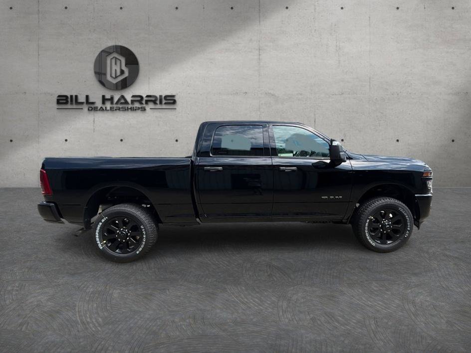 New 2026 RAM 2500 Big Horn AWD/4WD image 4