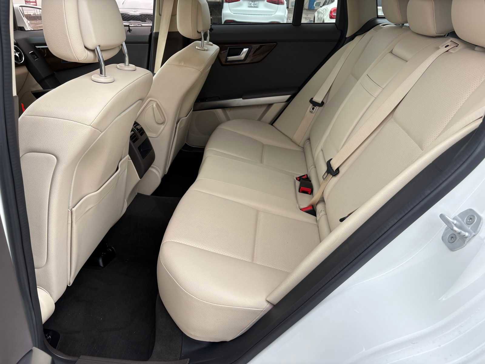 Used 2014 Mercedes-Benz GLK 350 2WD image 11