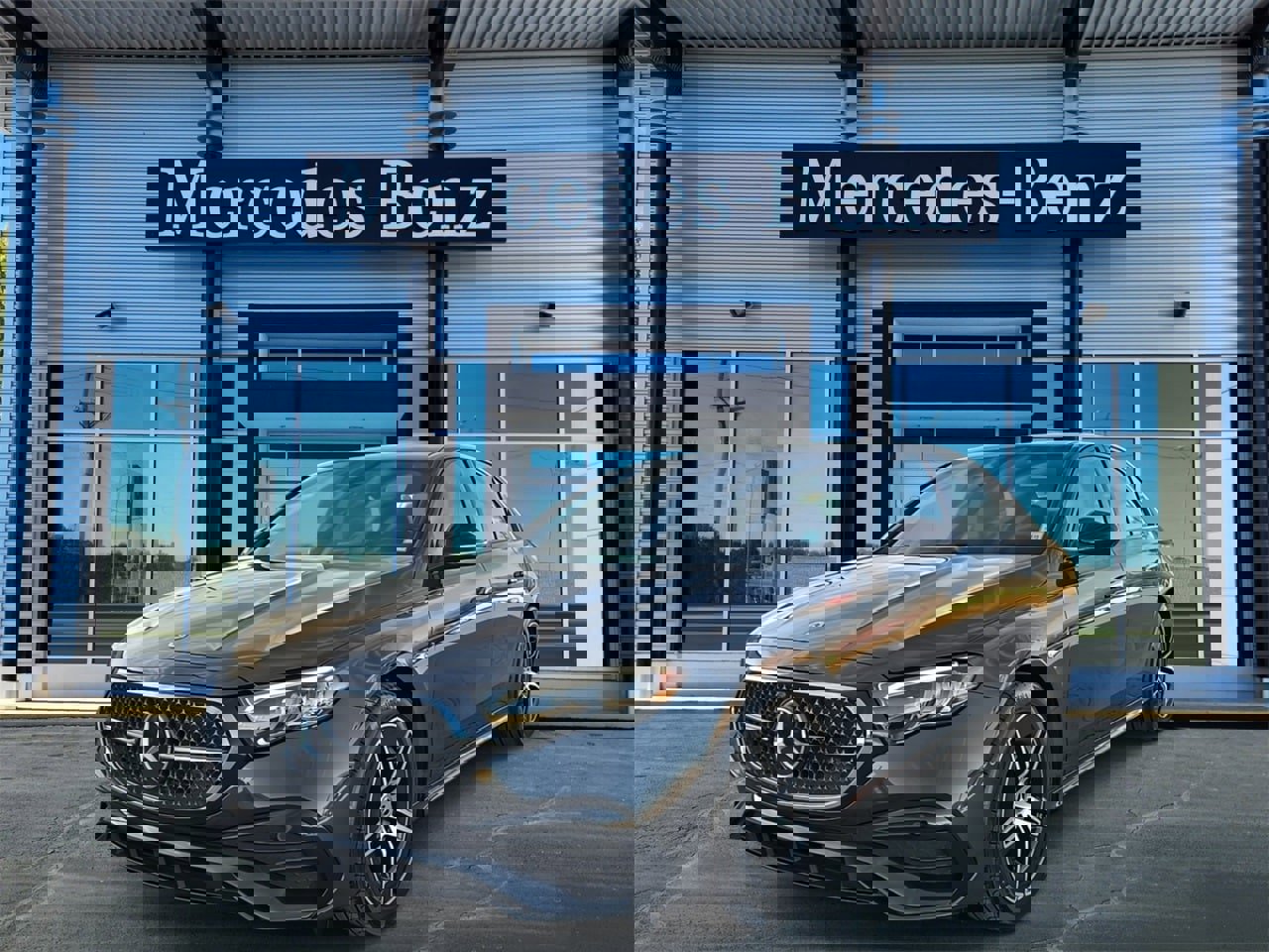 New 2026 Mercedes-Benz E 350 4MATIC image 3