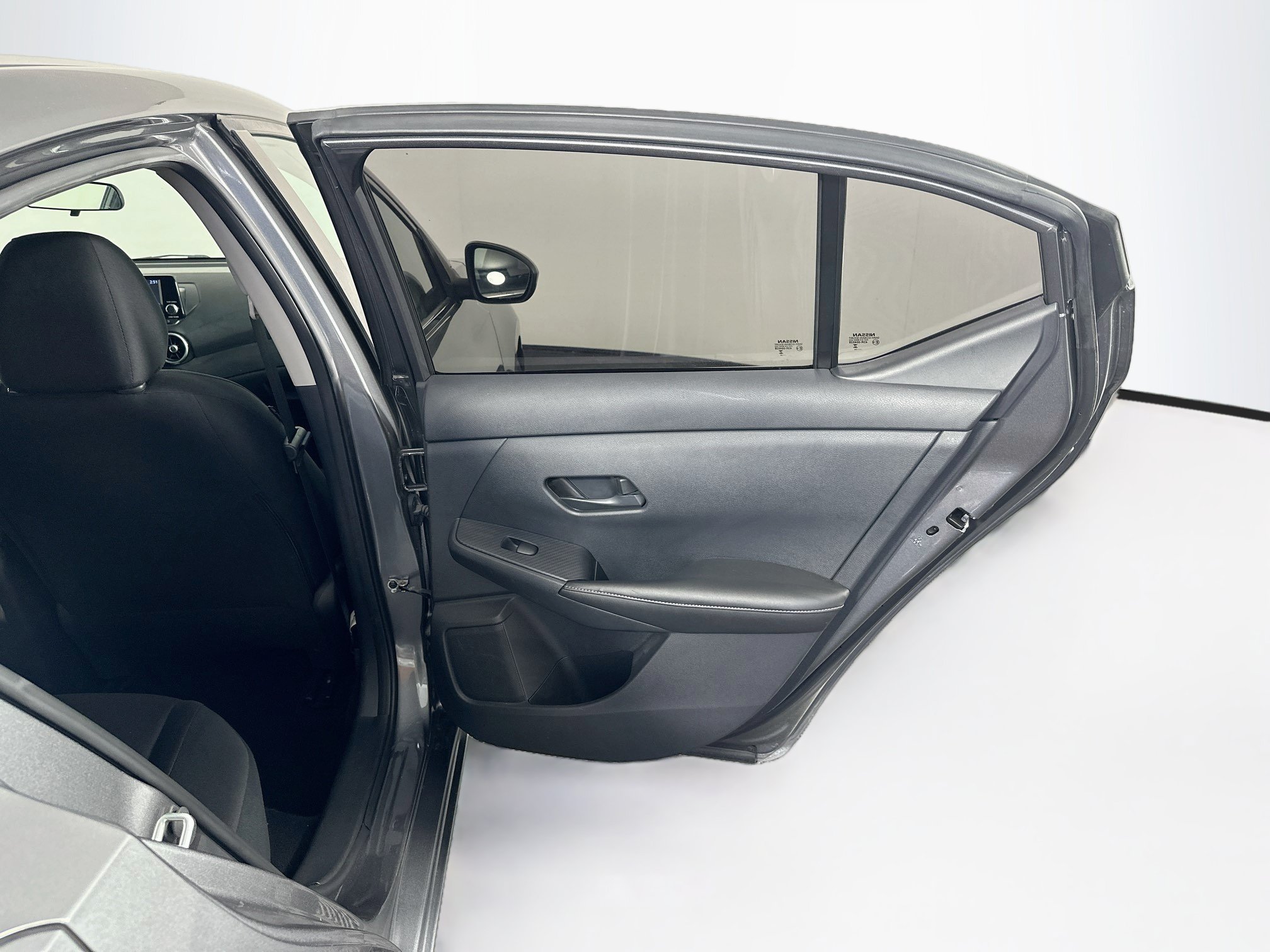 Used 2024 Nissan Sentra S FWD image 29