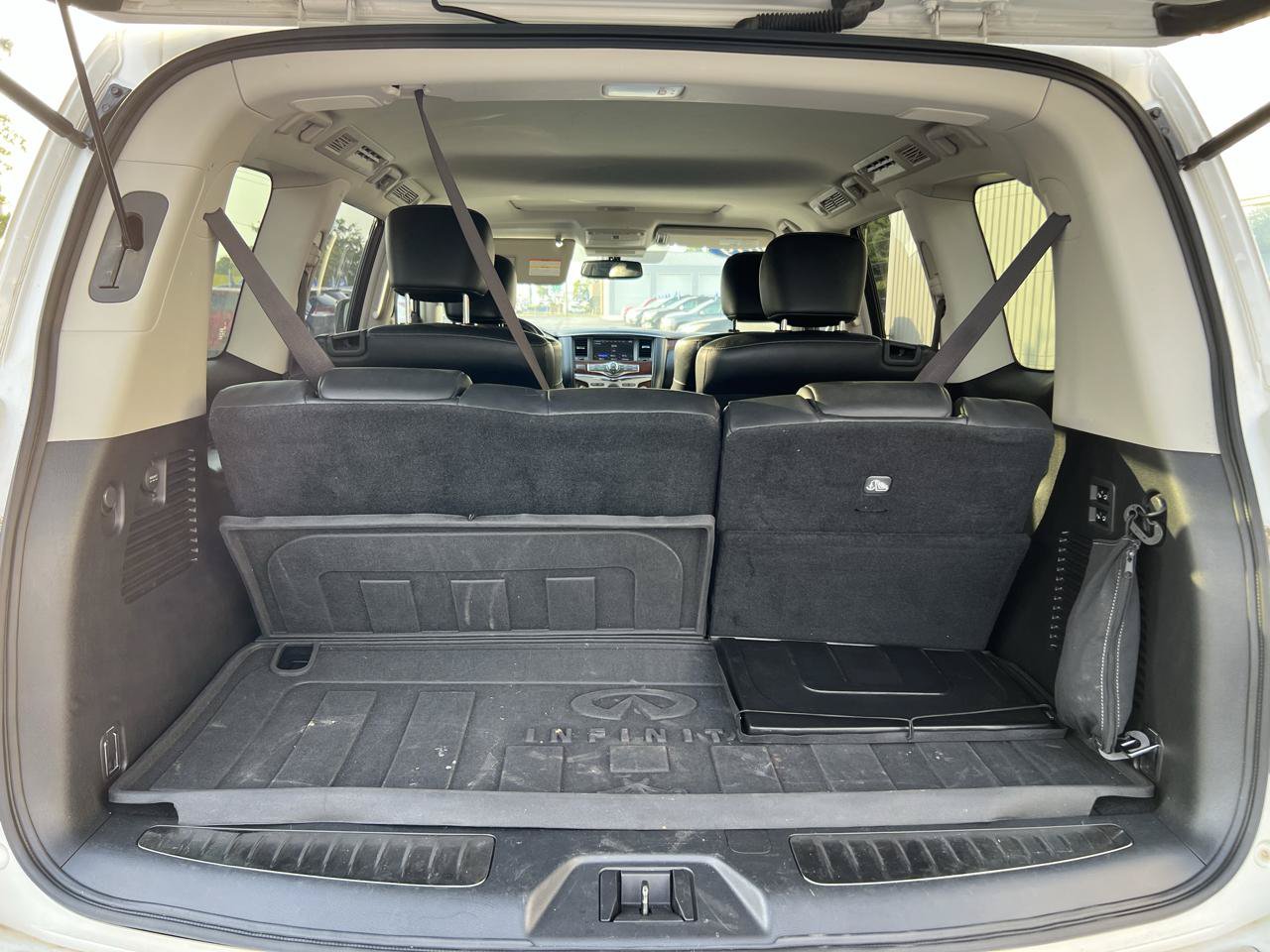 Used 2019 INFINITI QX80 Luxe w/ 22" Wheel Package AWD/4WD image 13