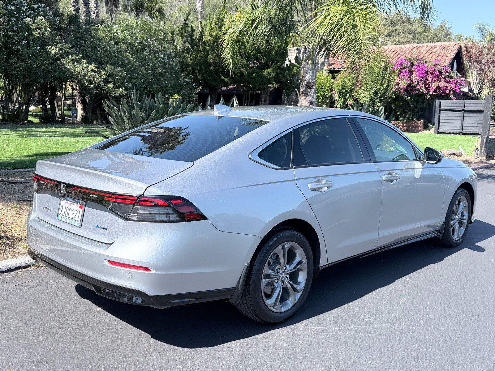 Used 2023 Honda Accord EX-L image 7