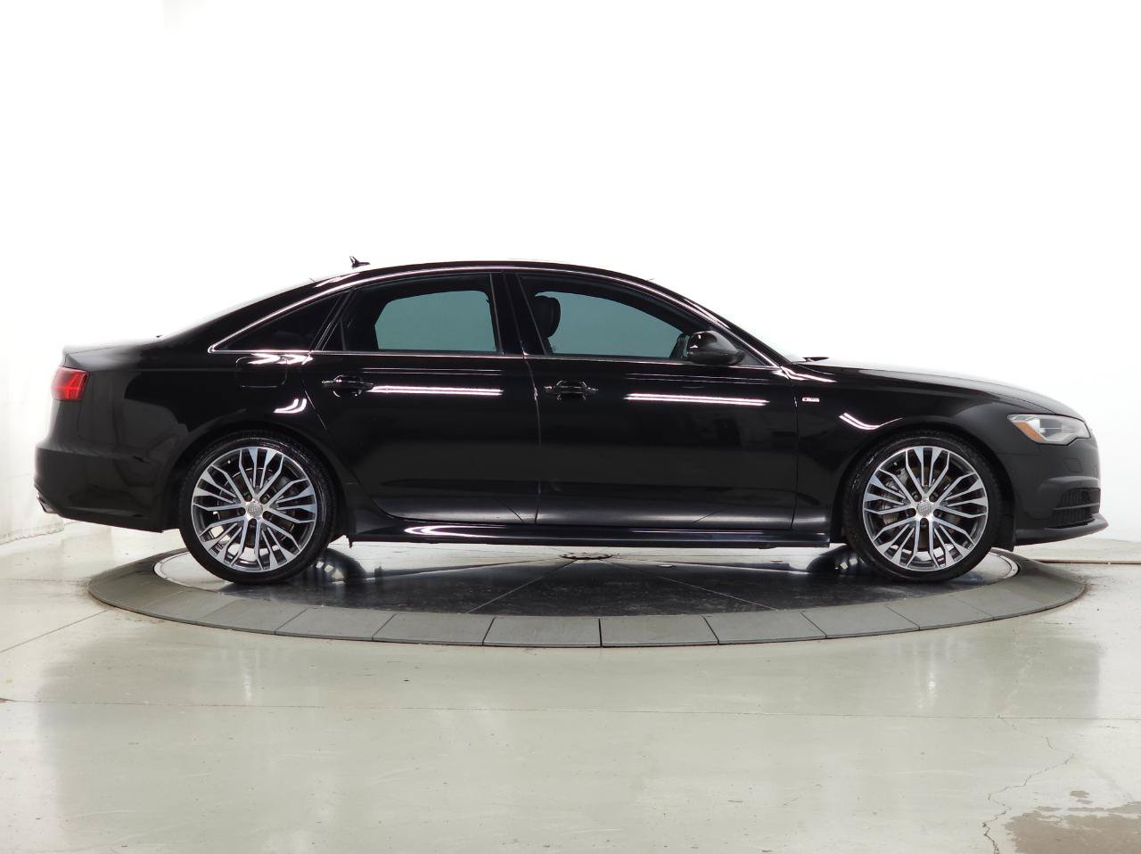 Used 2017 Audi A6 2.0T Premium Plus w/ Premium Plus Package AWD/4WD image 9