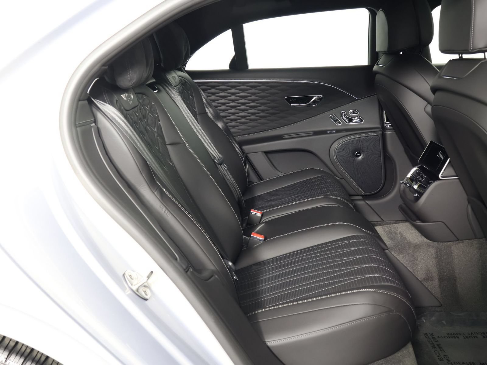 Certified 2020 Bentley Flying Spur W12 AWD/4WD image 32