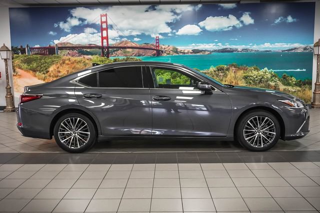 Certified 2025 Lexus ES 350 w/ Premium Package FWD image 5