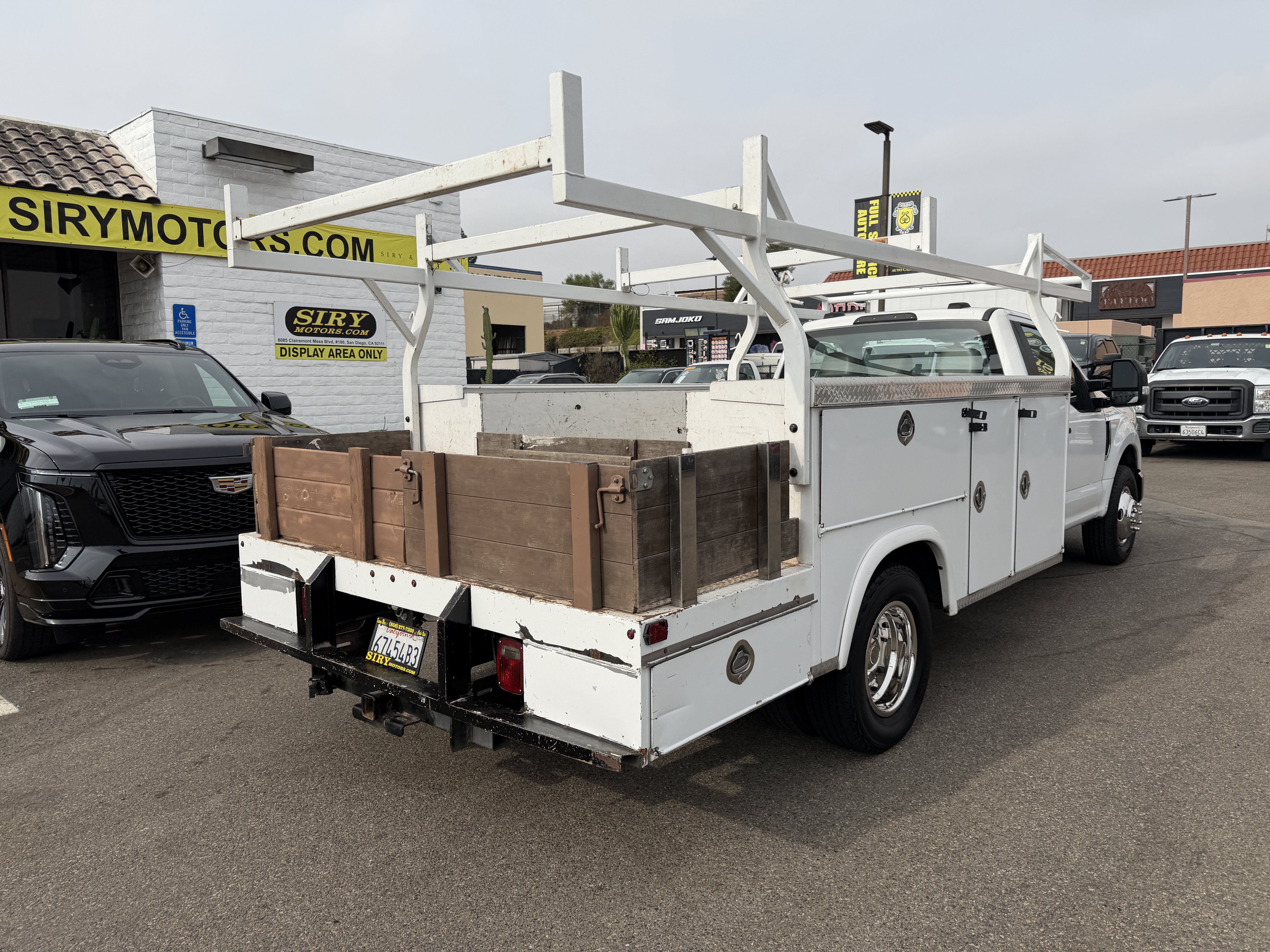 Used 2020 Ford F350 XL w/ Power Equipment Group RWD image 3