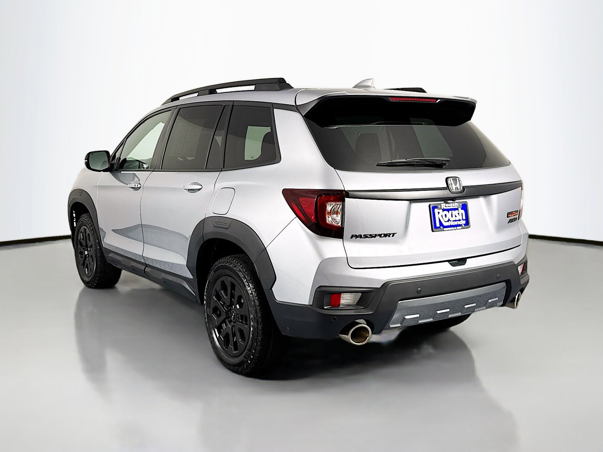 Certified 2023 Honda Passport TrailSport image 7