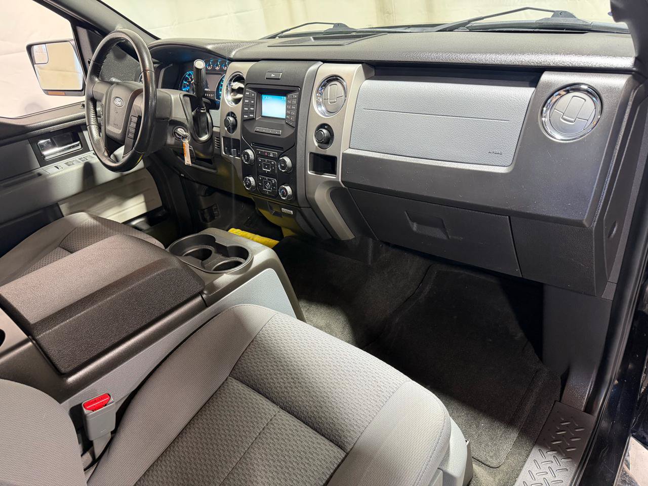Used 2013 Ford F150 XLT w/ Luxury Equipment Group AWD/4WD image 12