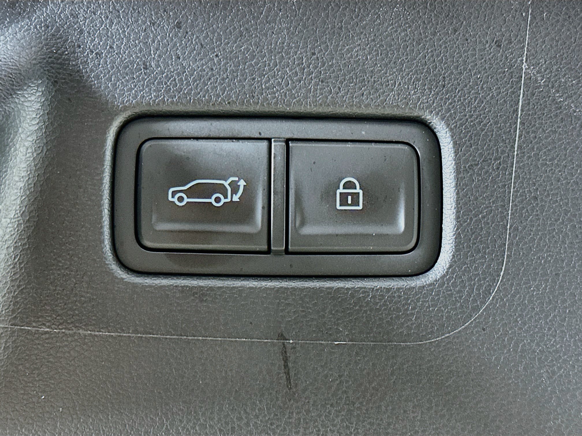 Used 2025 Hyundai Santa Fe SEL FWD image 29