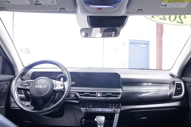 Used 2024 Kia Seltos S AWD/4WD image 16