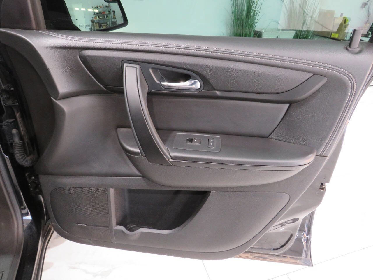 Used 2016 Chevrolet Traverse LT w/ Traveler's Package image 30