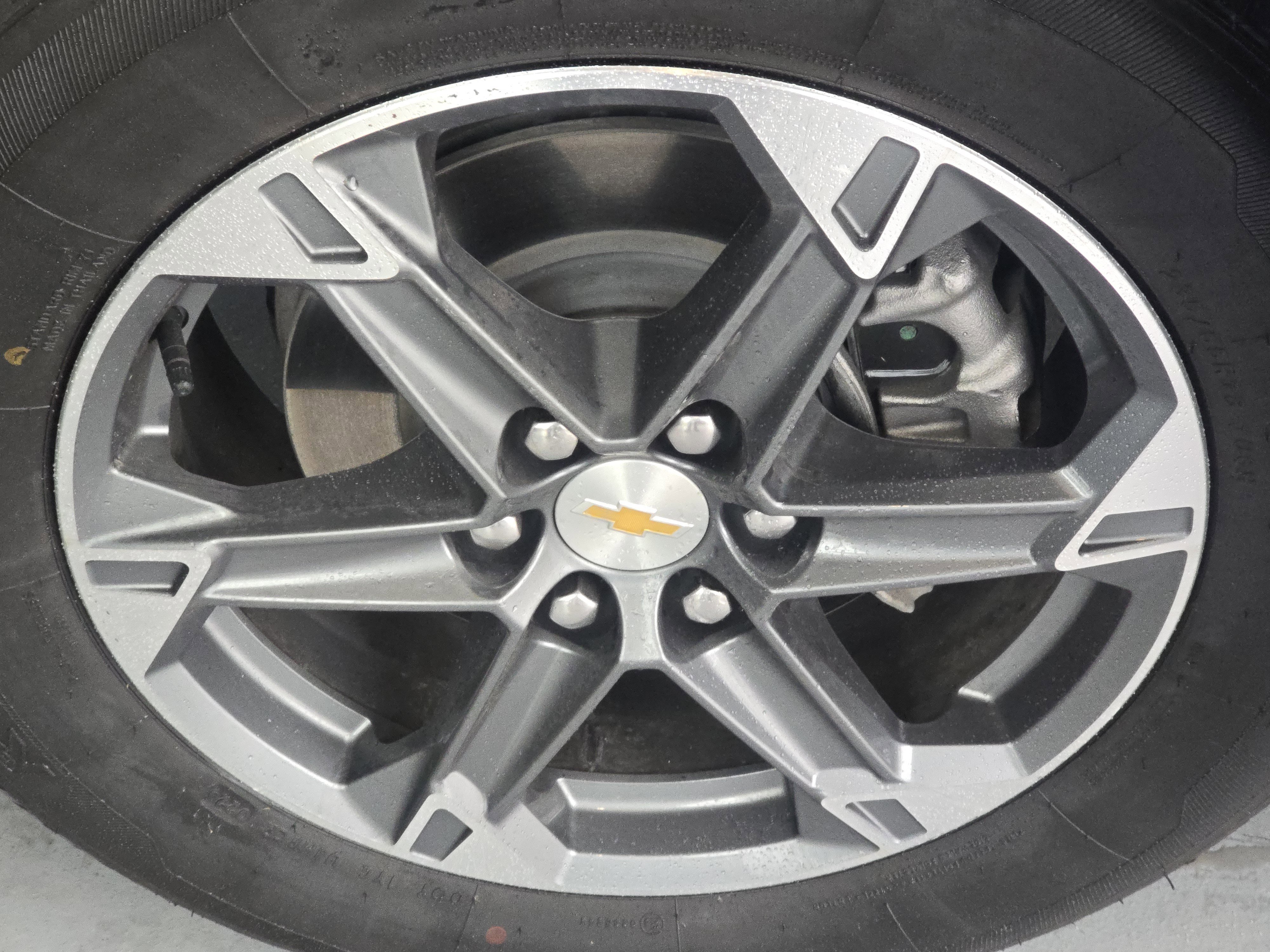 Used 2025 Chevrolet Blazer LT image 11