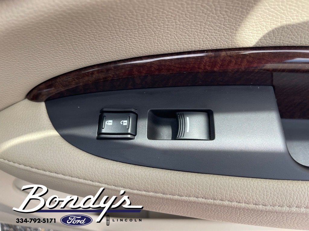 Used 2020 Acura MDX SH-AWD image 22