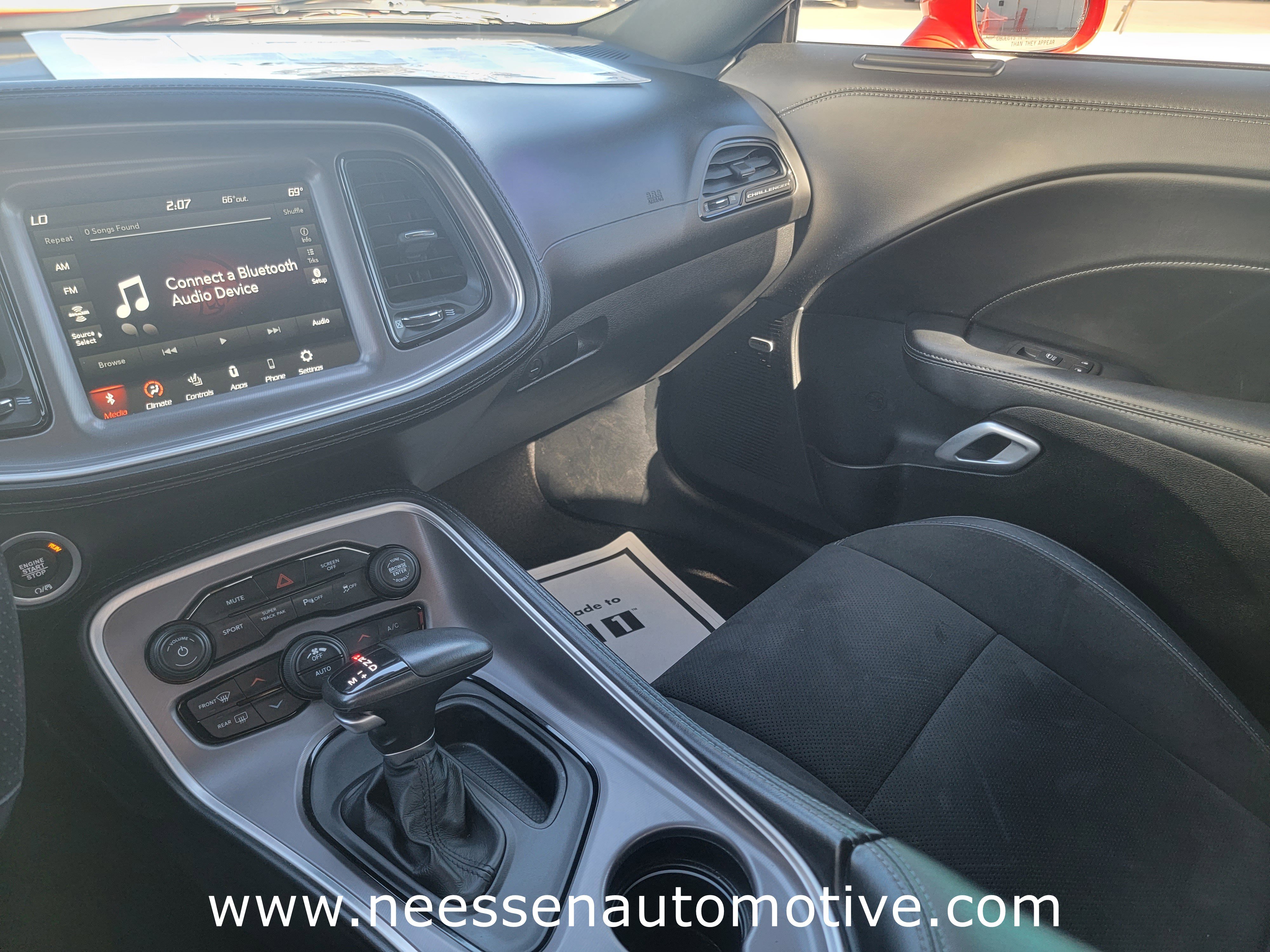 Used 2022 Dodge Challenger R/T w/ Plus Package image 22