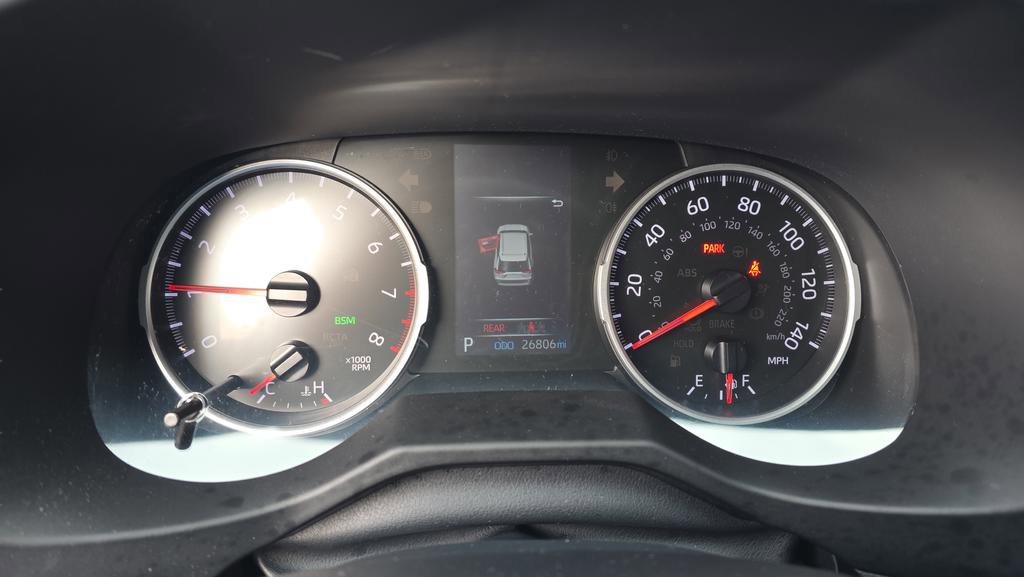 Used 2022 Toyota RAV4 XLE image 17