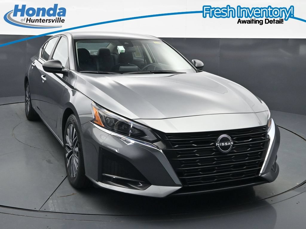 Used 2025 Nissan Altima 2.5 SV