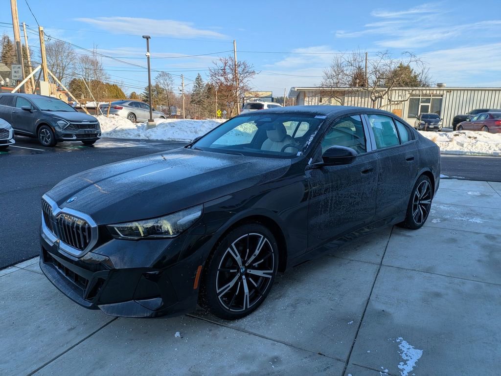 New 2026 BMW 530i xDrive w/ M Sport Package image 7
