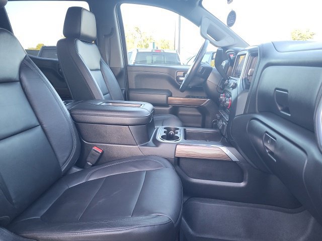 Used 2019 Chevrolet Silverado 1500 LT Trail Boss AWD/4WD image 3