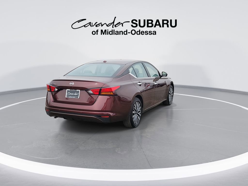 Used 2025 Nissan Altima 2.5 SV image 8