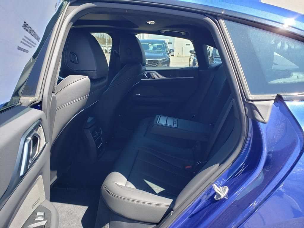 New 2026 BMW i4 xDrive40i w/ M Sport Package AWD/4WD image 7