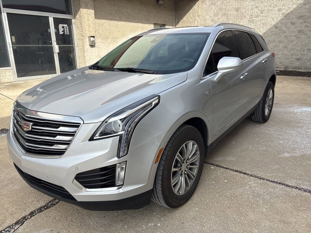 Used 2019 Cadillac XT5 Luxury image 1