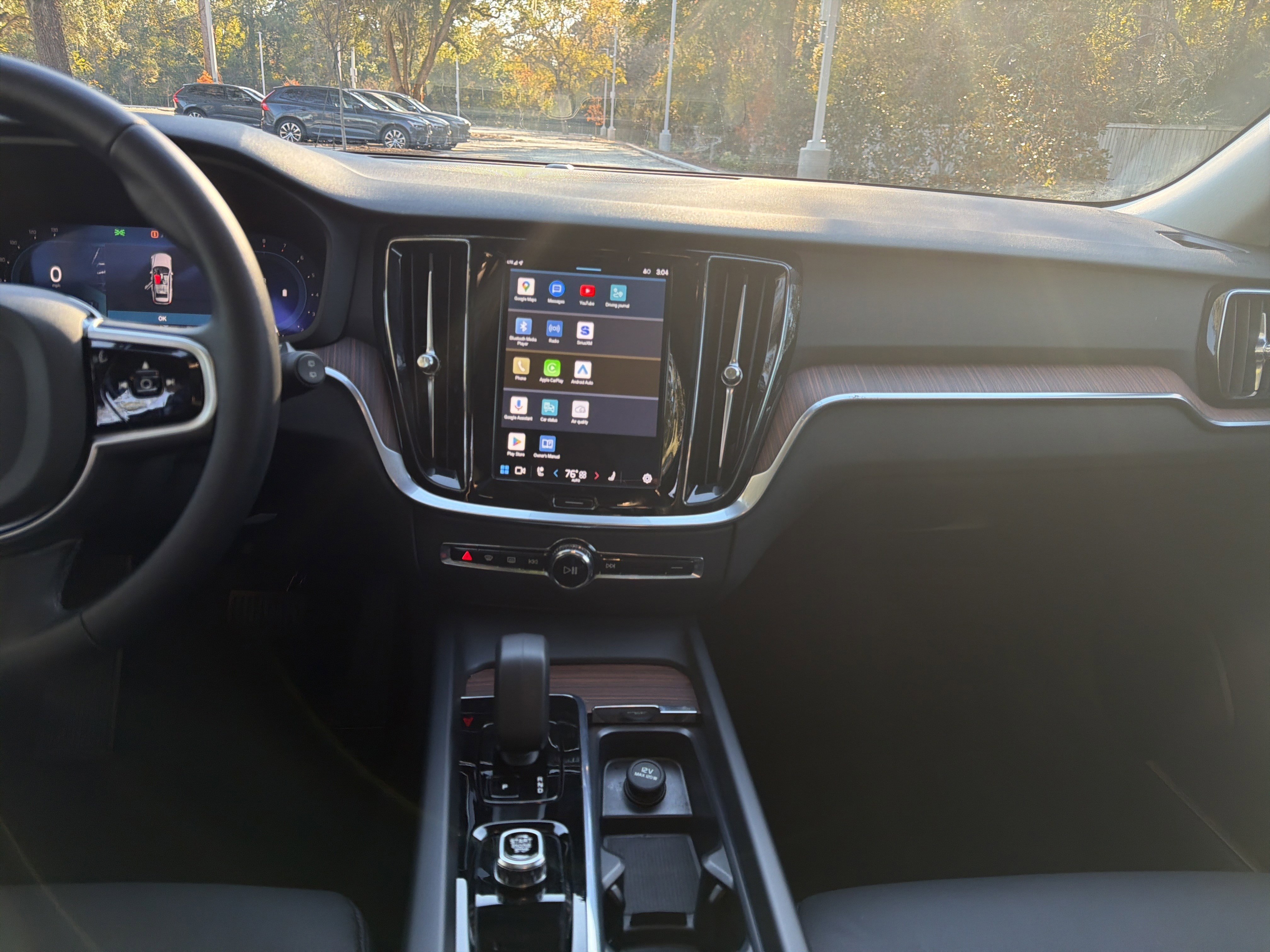 Certified 2025 Volvo V60 B5 Cross Country Plus image 31