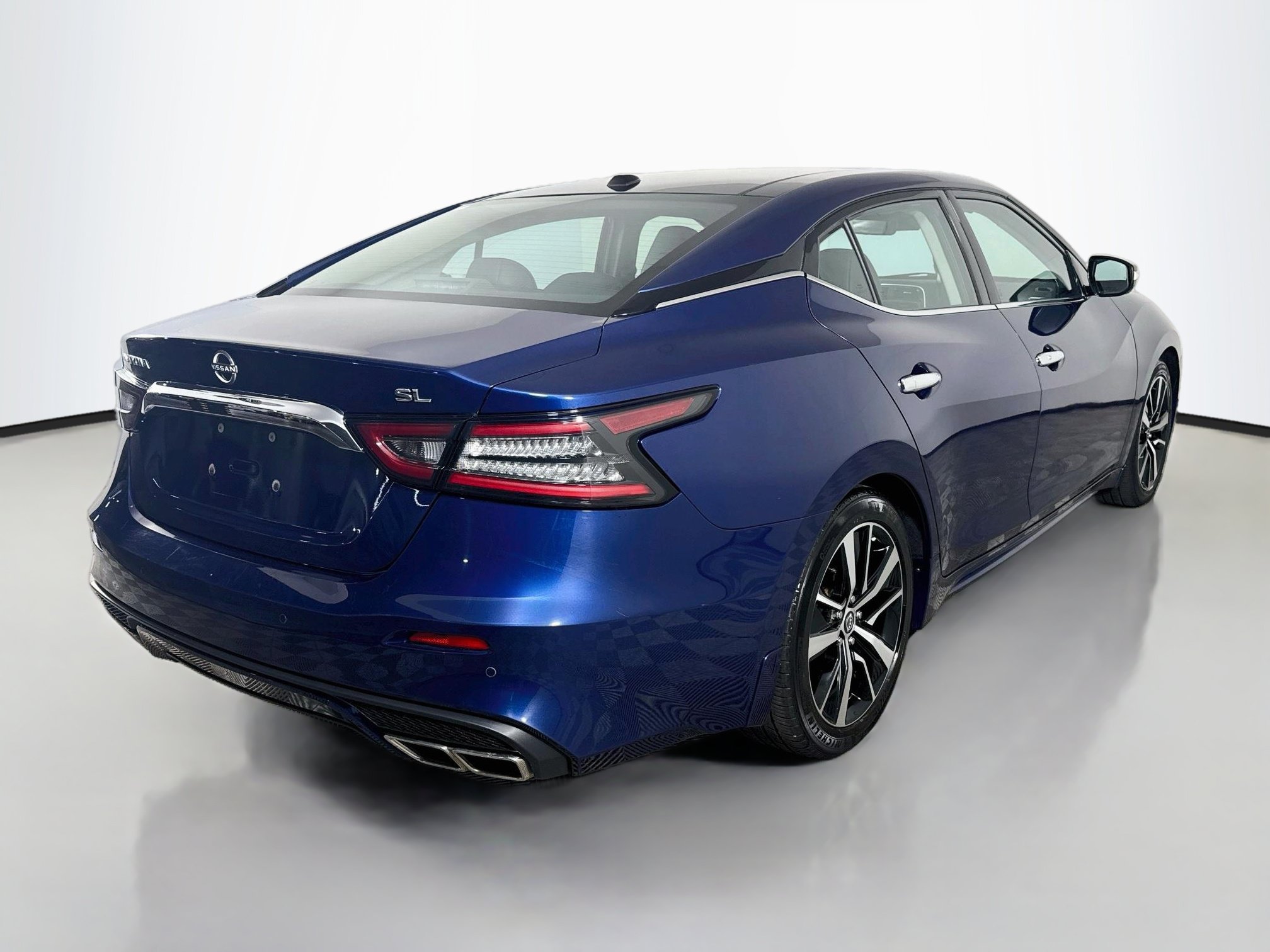 Used 2023 Nissan Maxima SL FWD image 10