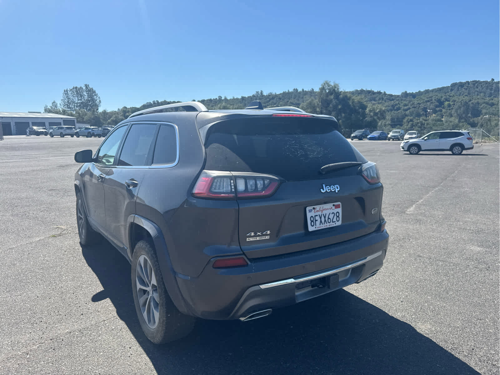 Used 2019 Jeep Cherokee Overland w/ Technology Group AWD/4WD image 7
