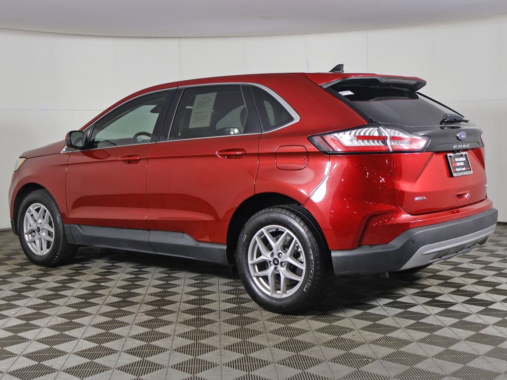Used 2024 Ford Edge SEL w/ Convenience Package image 7