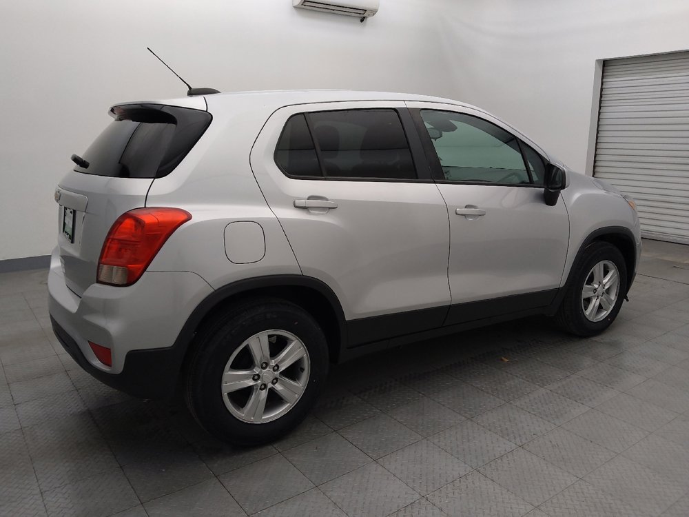 Used 2020 Chevrolet Trax LS w/ Tint and Cruise Package image 10