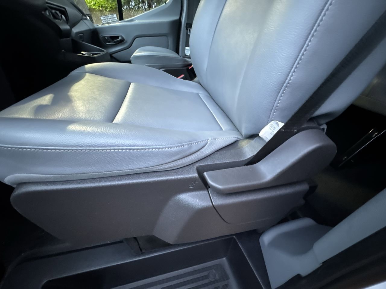 Used 2019 Ford Transit 350 XL image 13