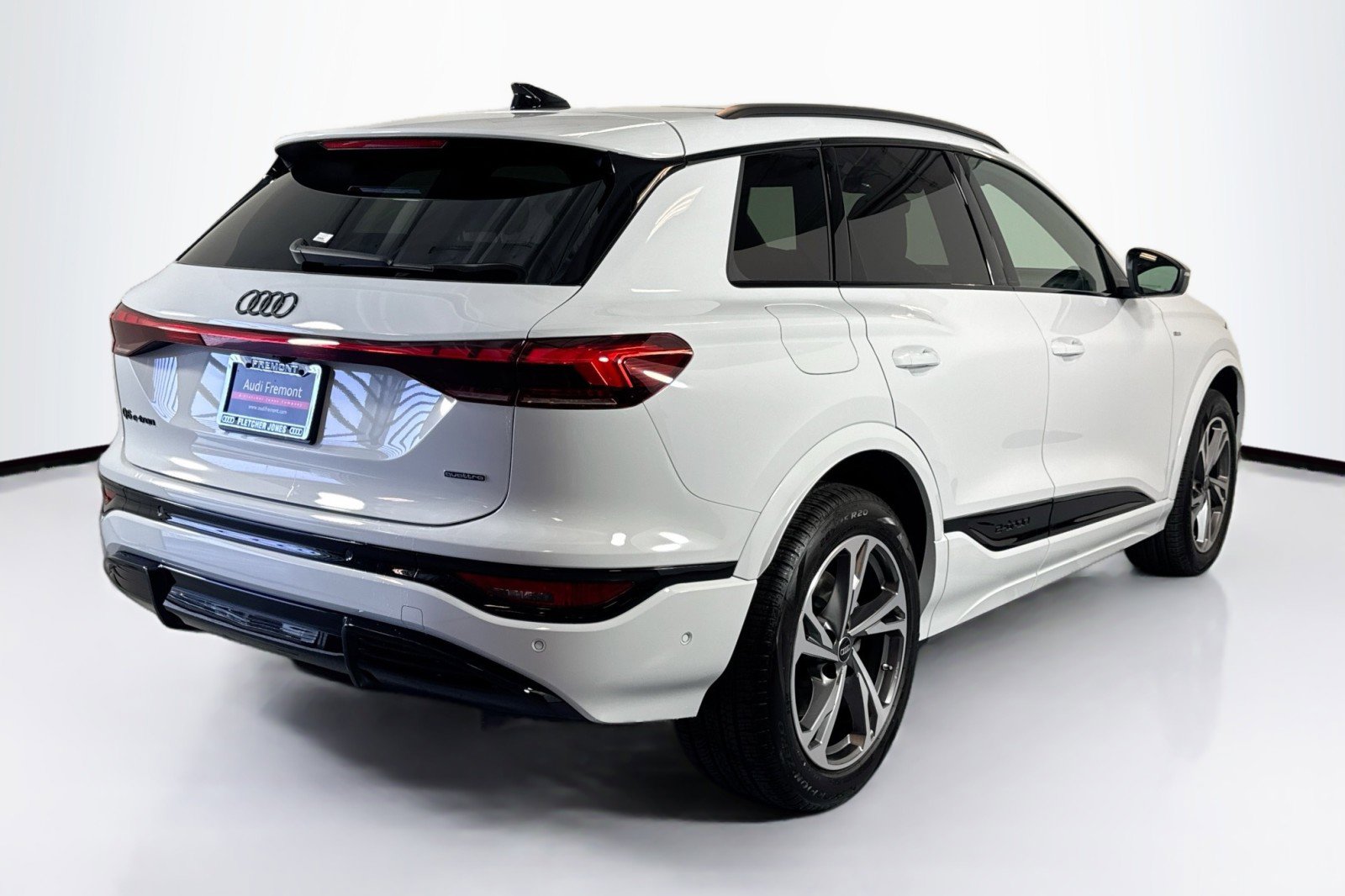New 2027 Audi Q6 e-tron Premium Plus AWD/4WD image 5