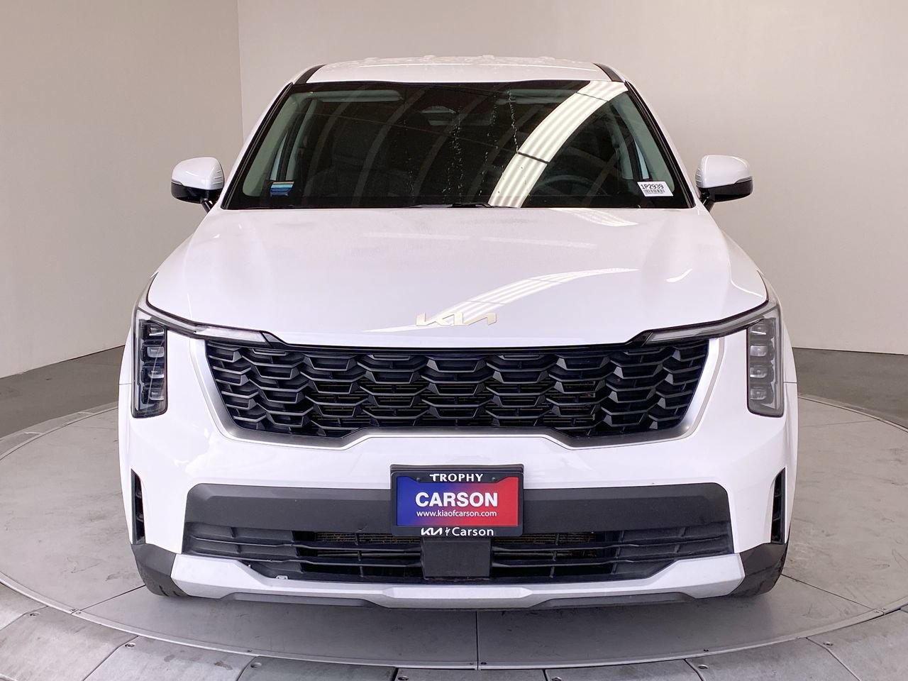 Certified 2025 Kia Sorento LX FWD image 8
