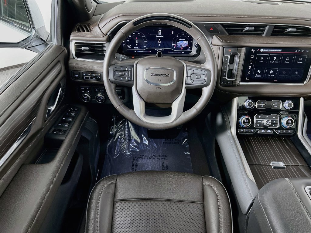 Used 2023 GMC Yukon Denali w/ Denali Reserve Package AWD/4WD image 24