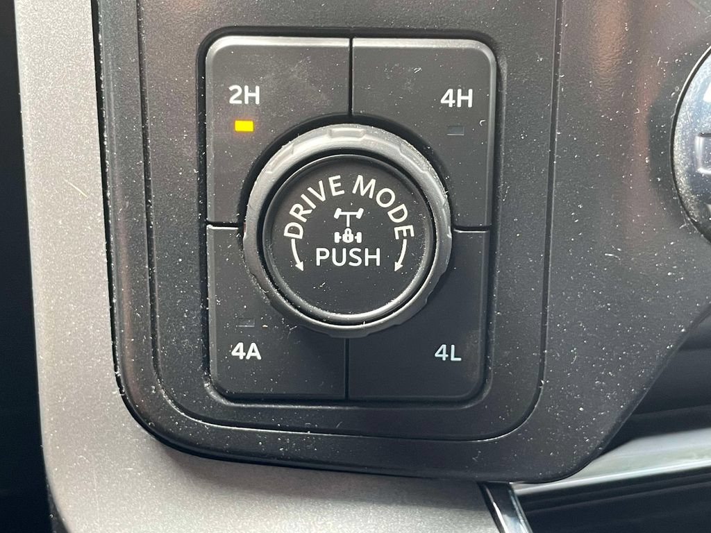 Used 2022 Ford F150 Lariat w/ Equipment Group 502A High AWD/4WD image 30