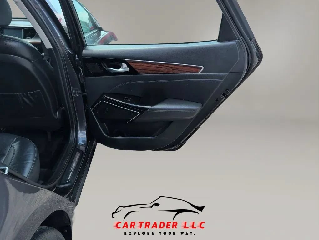 Used 2019 Kia Cadenza Technology FWD image 18