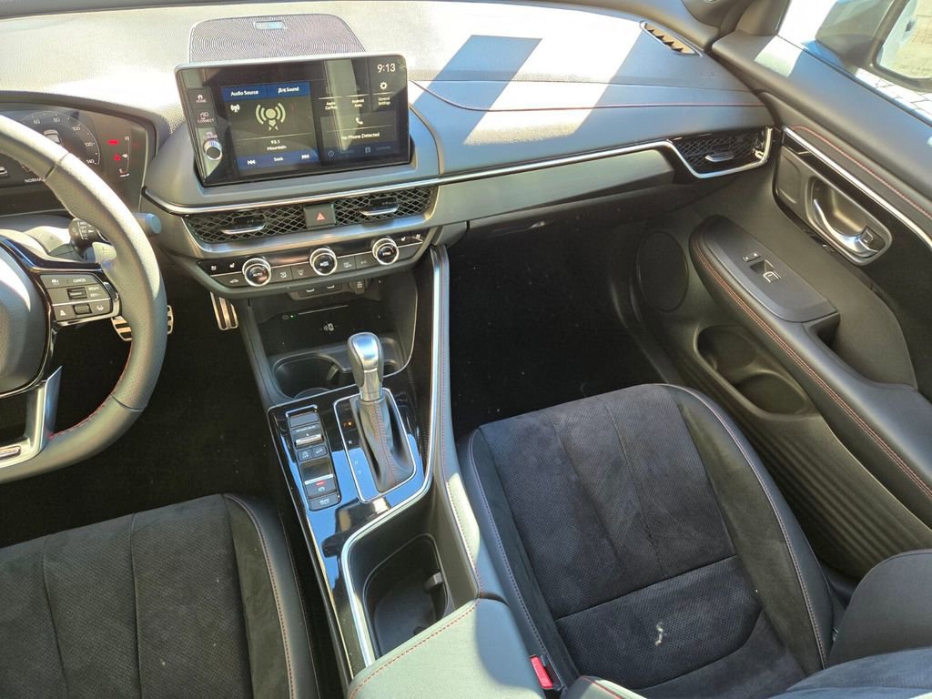 Certified 2025 Acura ADX A-Spec image 17