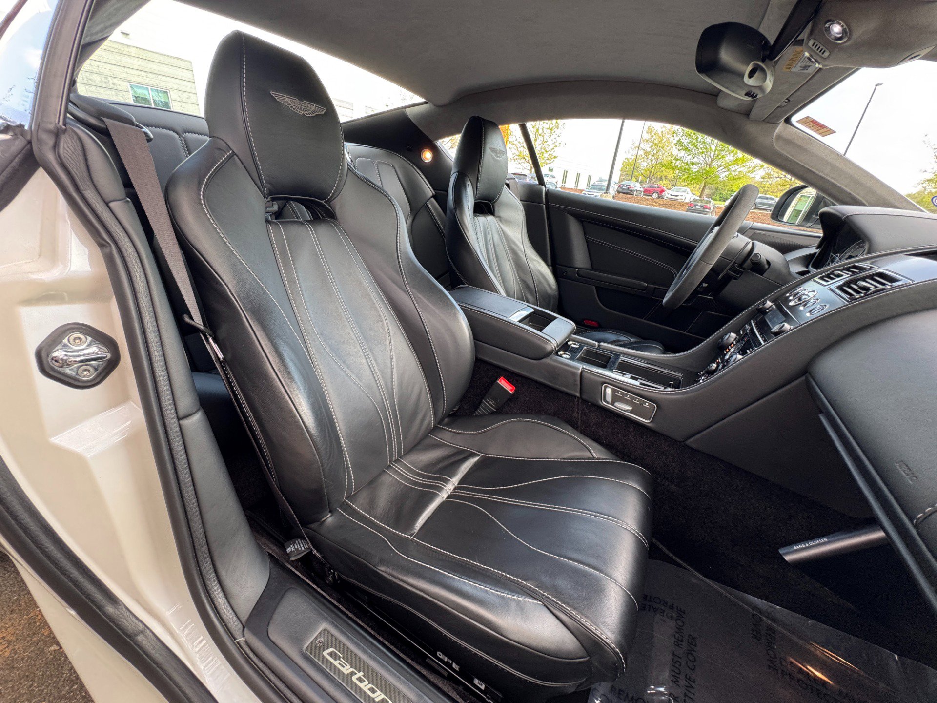 Used 2015 Aston Martin DB9 Coupe image 52