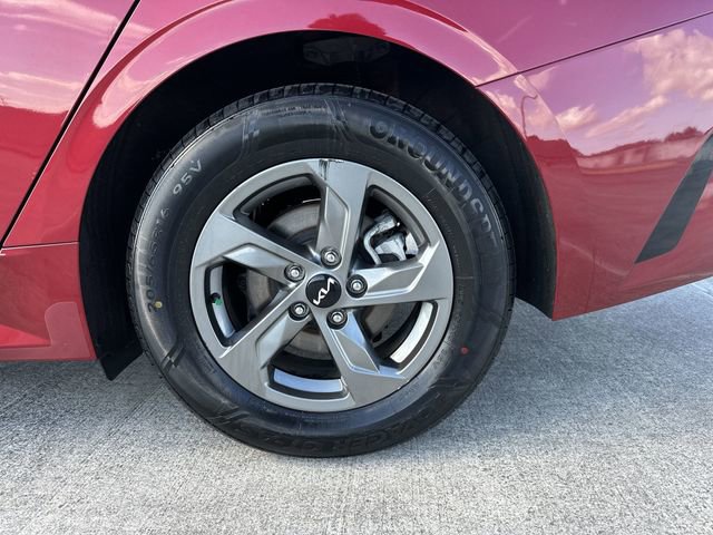 Used 2022 Kia K5 LXS image 11