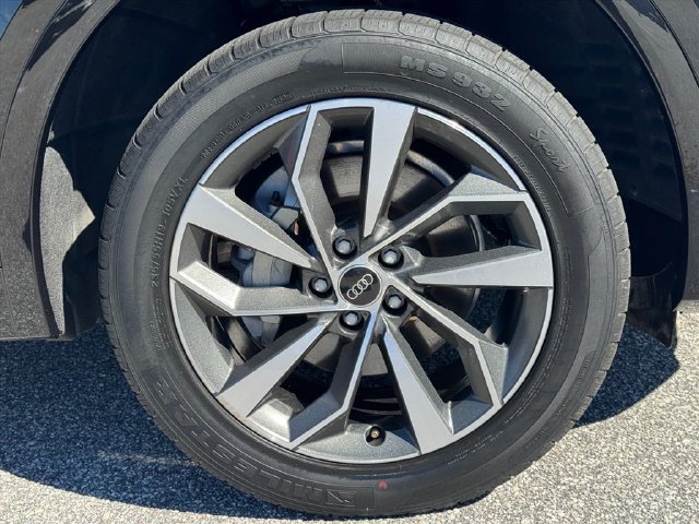 Used 2024 Audi Q5 2.0T Premium Plus AWD/4WD image 10