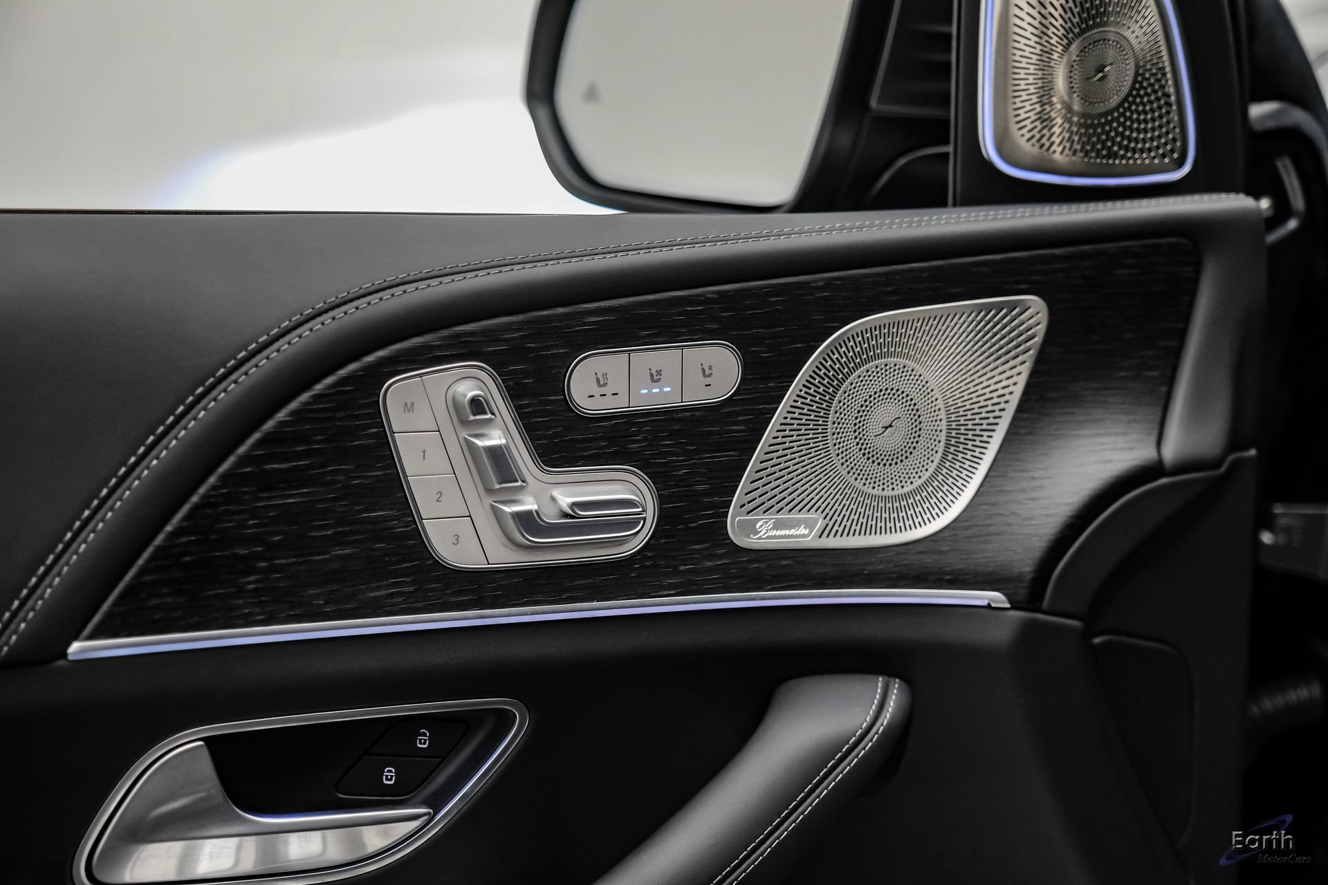 Used 2024 Mercedes-Benz Maybach GLS 600 4MATIC image 99