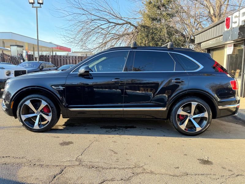 Used 2019 Bentley Bentayga AWD/4WD image 9