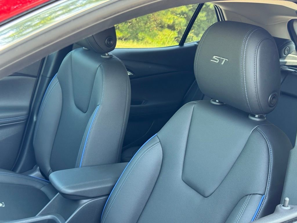 New 2026 Buick Encore GX Sport Touring w/ Advanced Technology Package image 16