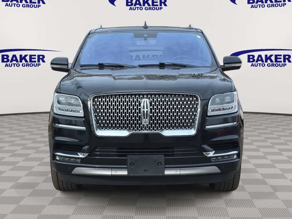 Used 2019 Lincoln Navigator L Reserve AWD/4WD image 2