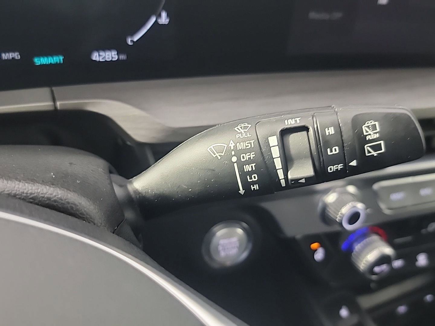 Used 2025 Kia Telluride SX X-Line image 31