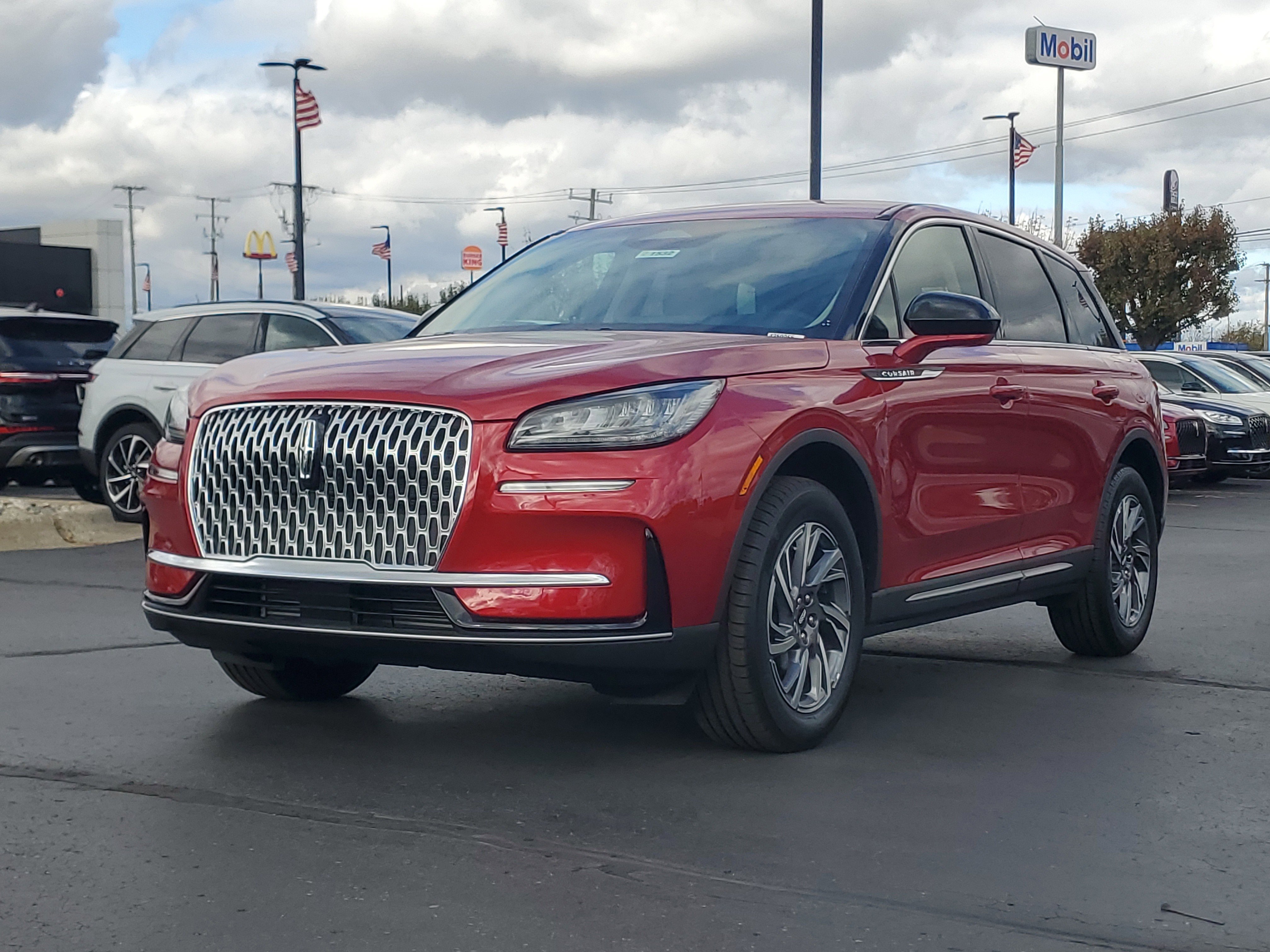 New 2025 Lincoln Corsair FWD image 2