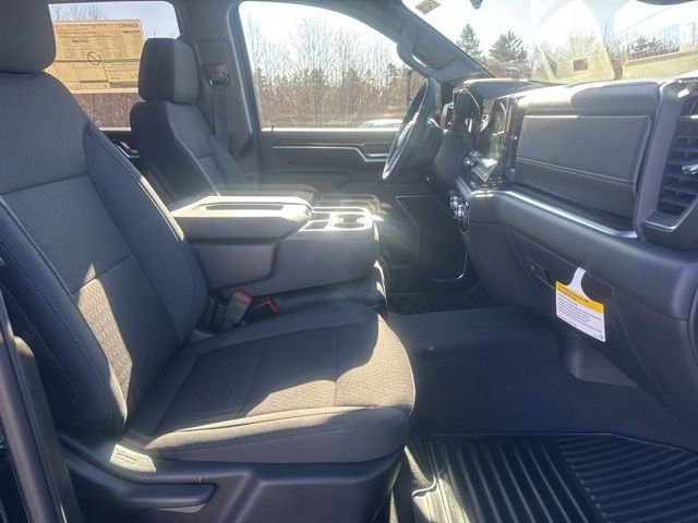 New 2026 GMC Sierra 2500 SLE w/ Preferred Package AWD/4WD image 42
